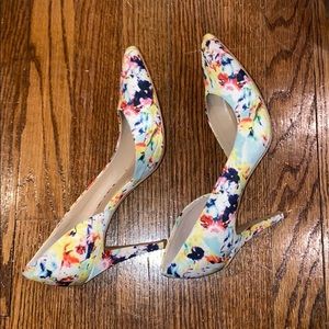 Vince Camuto Floral Pumps